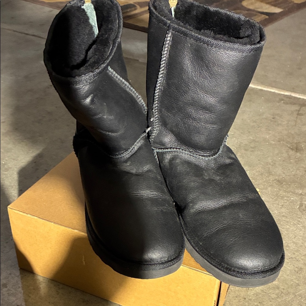 UGG Black Men's Boots